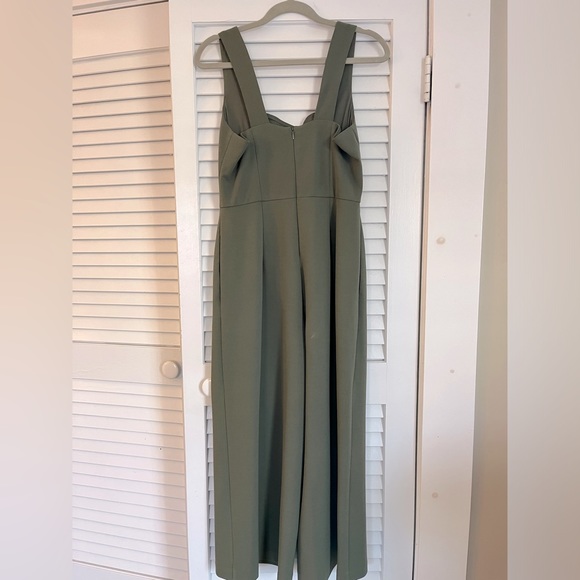 Donna Morgan jumpsuit - Picture 3 of 5